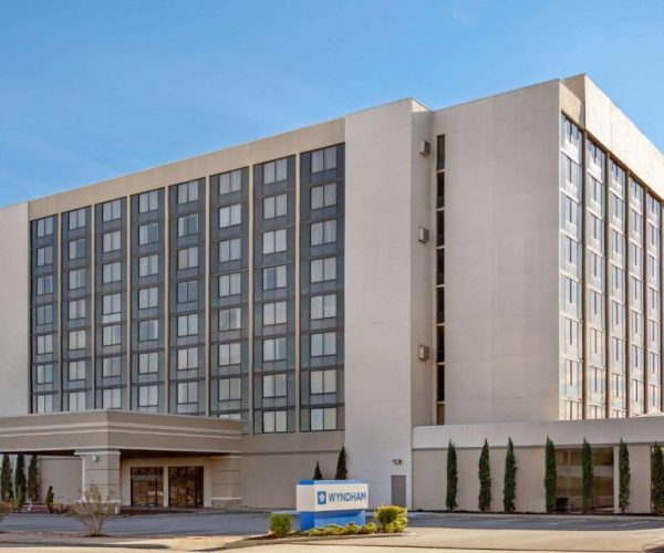 Wyndham Fort Smith City Center – Fort Smith, Arkansas