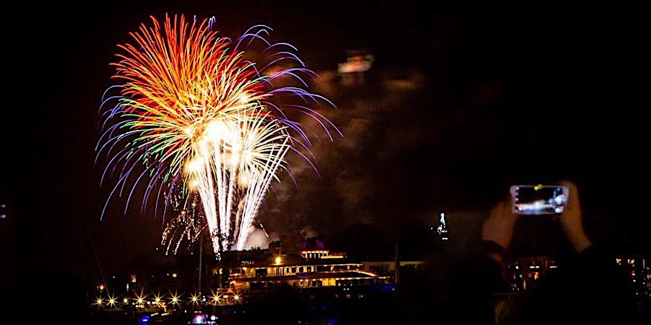 Marina del Rey New Year’s Eve Fireworks & Glow Party – Marina del Rey, CA