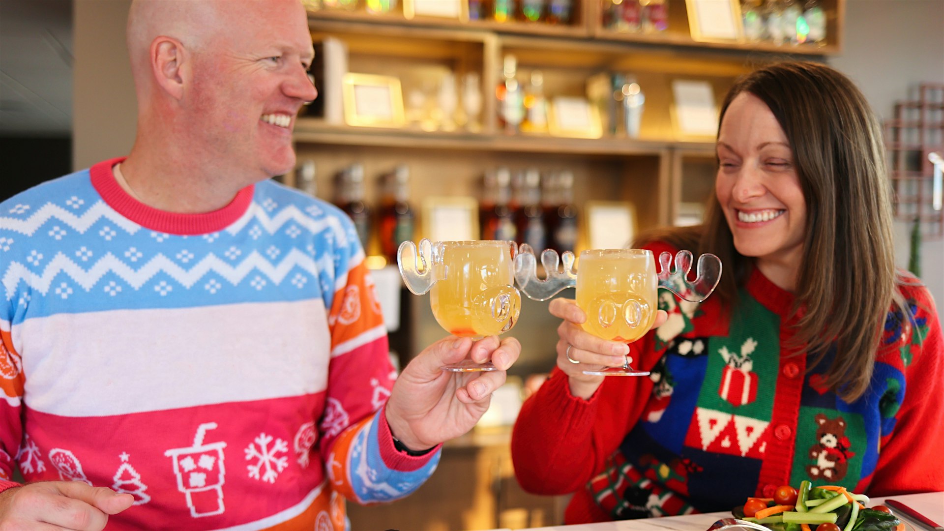 UGLY CHRISTMAS SWEATER DINNER + CRAFT COCKTAIL PAIRING – Lemont, IL