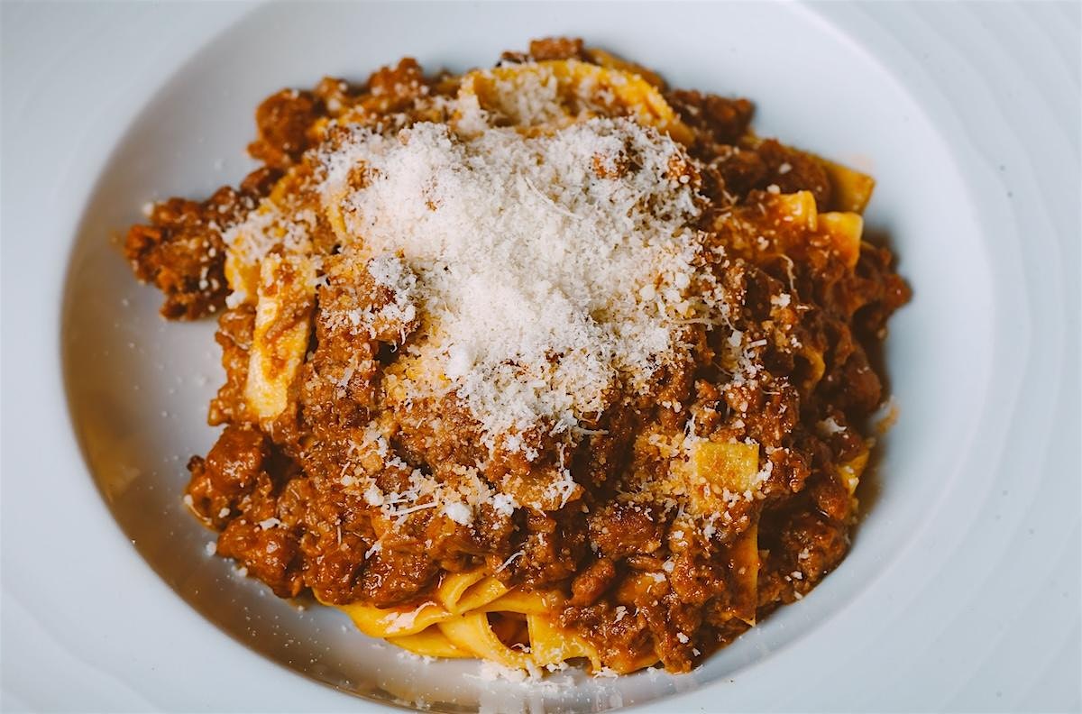 Master the Art of Italian Ragout: Bolognese, Napoletano, and Lamb – Springfield, MO