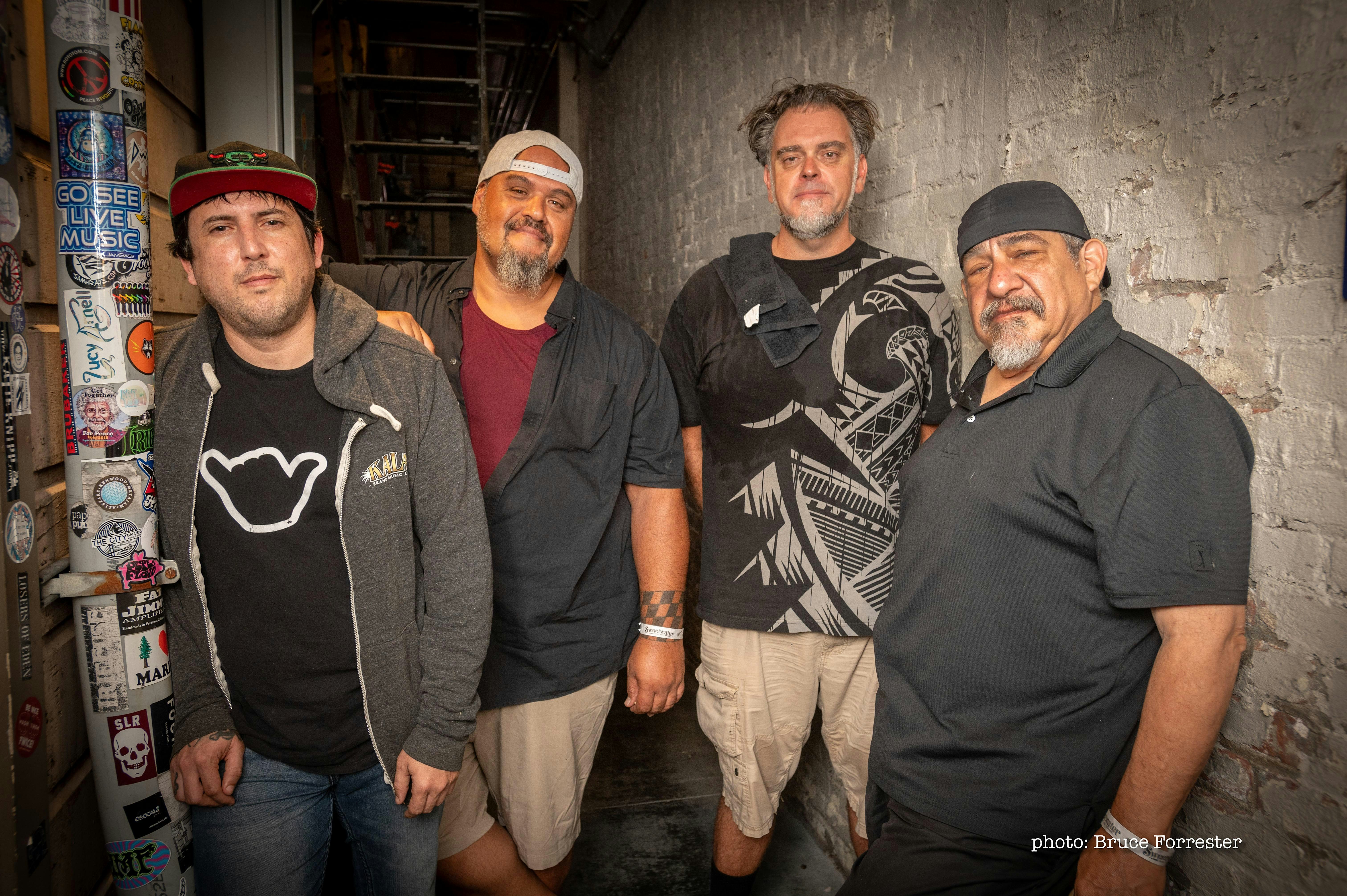 Kanekoa At The Pono Hawaiian Grill, Santa Cruz, 3 To 5 PM Saturday Jan 25 – Santa Cruz, CA