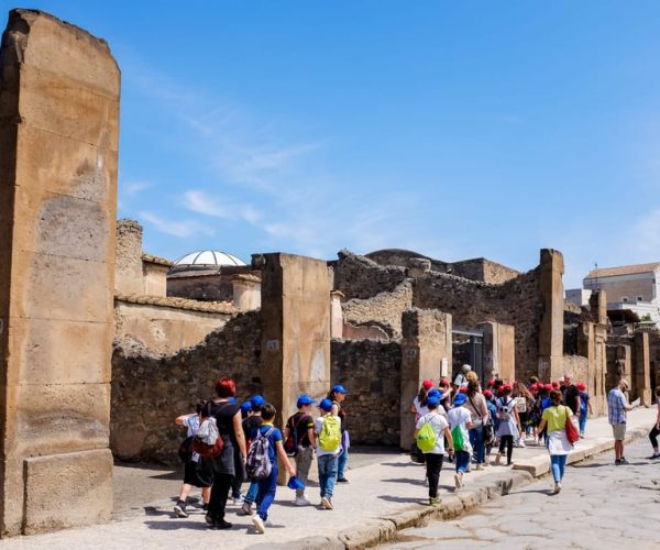 2-Hour Pompeii Child-Friendly Tour – Pompei, Italy