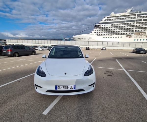 6-hour tour in Marseille Cassis in a Tesla car – Marseille, France