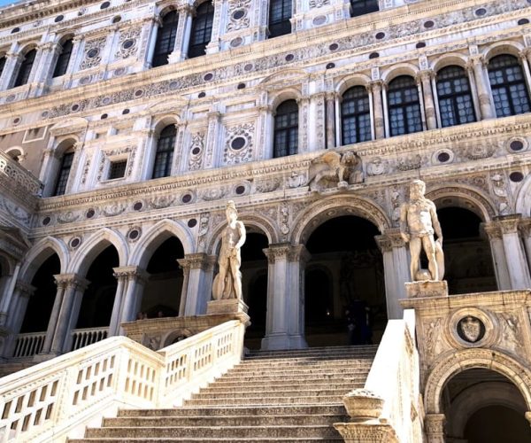 All-Inclusive Tour: Doge Palace, St Mark’s Basilica & Square – Veneto, Italy