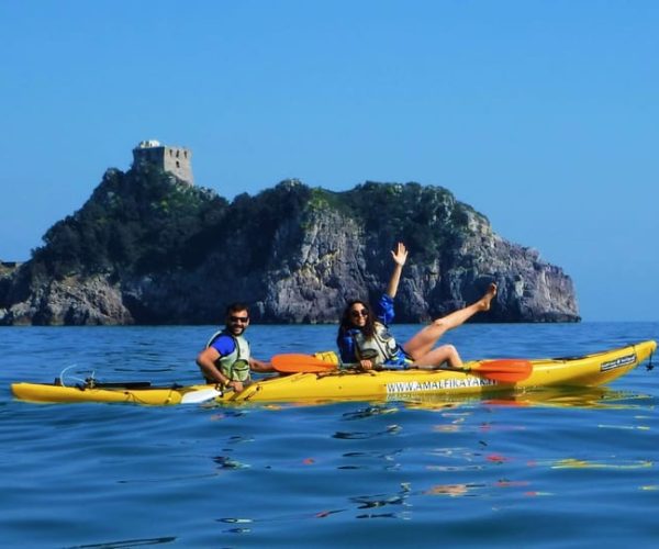 Amalfi Coast: Kayak Tour with Snorkeling and Grottoes Visit – Amalfi, Italy