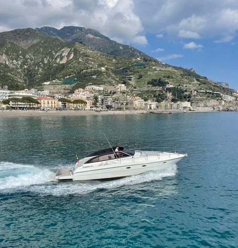 Amalfi Coast: Scenic Boat Private Tour with Aperitif – Amalfi, Italy