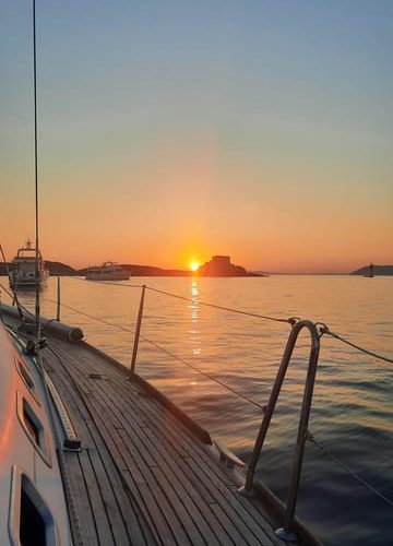 Aperitive at sunset on sailboat-Swim and paddle-Antibes Cape – Provence-Alpes-Côte d’Azur, France