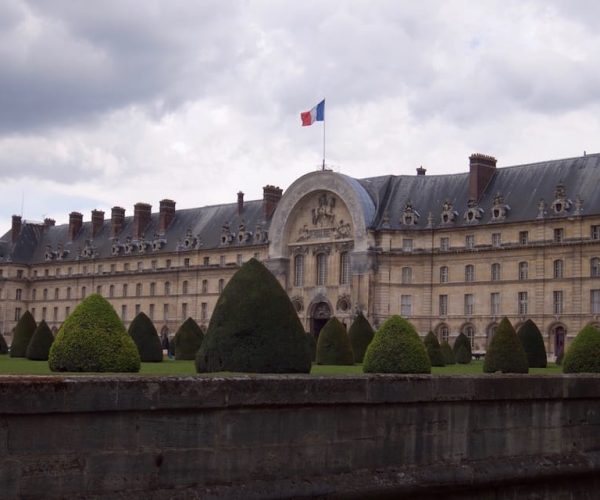 Army Museum: Invalides and Napoleon’s Tomb Guided Tour – Ile-de-France, France