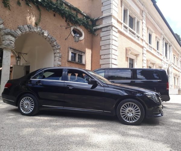 Arrival Elegance Private Airport Transfer and Rome City Tour – Rome, Italy