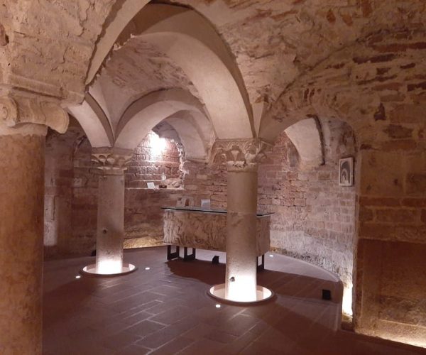 Assisi: Crypt of San Rufino and Roman Forum Underground Tour – Umbria, Italy