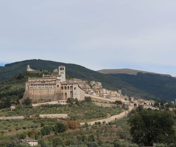 Assisi: St. Francis Basilica Exclusive Digital Audio Guide – Umbria, Italy