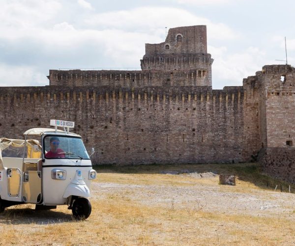 Assisi: The Life of Saint Clare Tour – Umbria, Italy