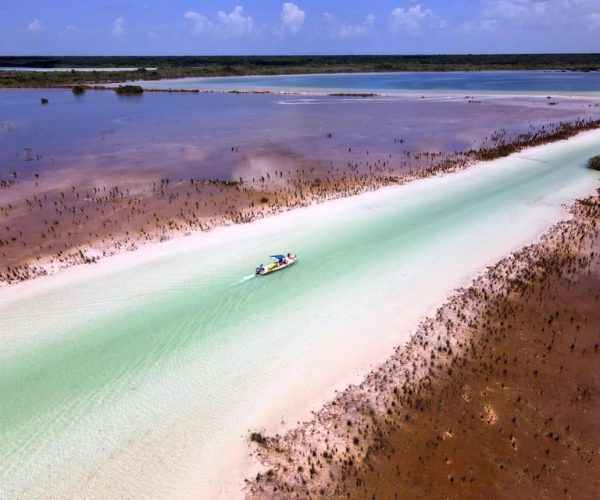 Bacalar: Explore the Pirate Route and Laguna Islet. – Quintana Roo, Mexico