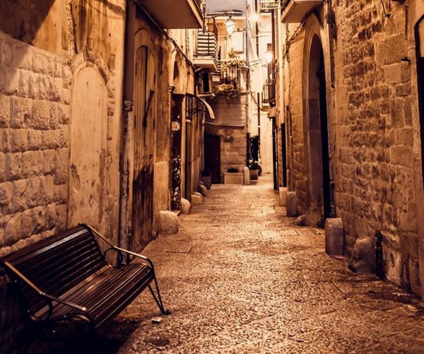 Bari: Alleys of the Ancient Village Exploration Tour – Apulia, Italy