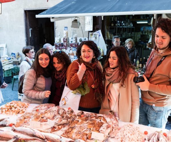 Bari: Market Tour and Private Italian Home Cooking Class – Apulia, Italy