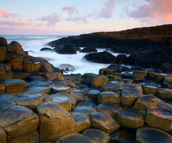 Belfast: City, Giant’s Causeway Tour w/ Titanic Museum Entry – Belfast, United Kingdom