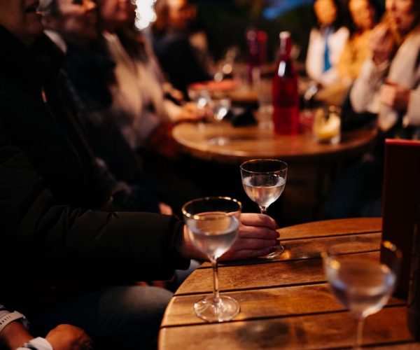 Belfast: Guided Gin Tour with 7 Gin Tastings – Belfast, United Kingdom