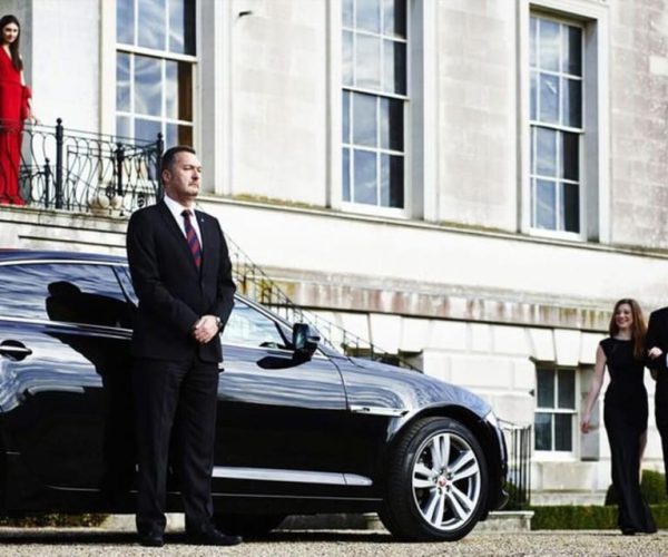 Blois: Transfert privé vers ou depuis Château de Blois – Centre-Val de Loire, France