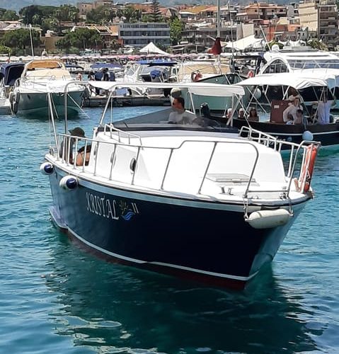 Boat trip Giardini Naxos Taormina Isola Bella Grotta Azzura – Sicily, Italy