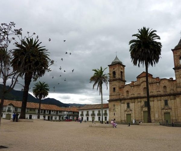 Bogota: Zipaquira, Salt Cathedral & Lake Guatavitá Tour – Bogota, Colombia