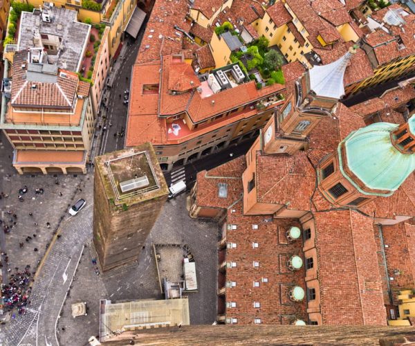 Bologna: 2-Hour Book a Like-Minded Local Host – Emilia-Romagna, Italy