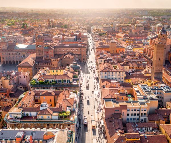 Bologna: Clock Tower Audio Guide and Food Tasting – Emilia-Romagna, Italy