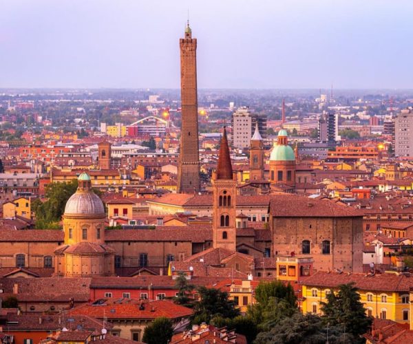 Bologna: Self-Guided Audio Tour – Emilia-Romagna, Italy