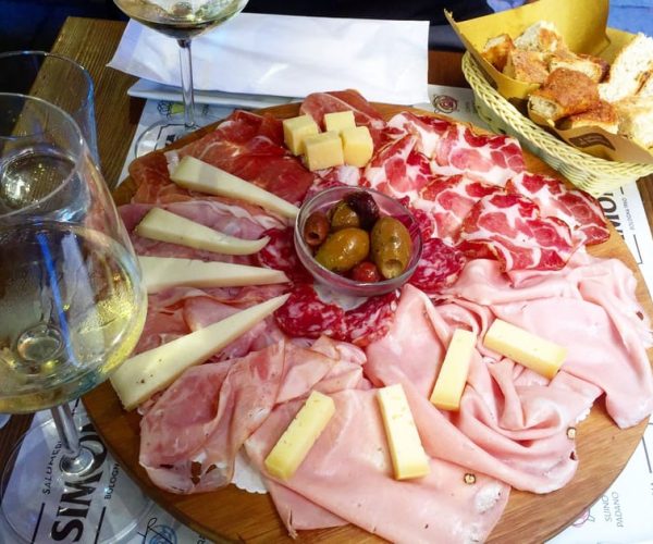 Bologna: Taste Local Specialties on a Guided Walking Tour – Emilia-Romagna, Italy