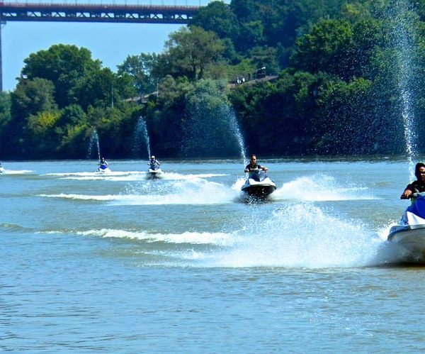 Bordeaux: Guided Jet Ski Tour – Nouvelle-Aquitaine, France