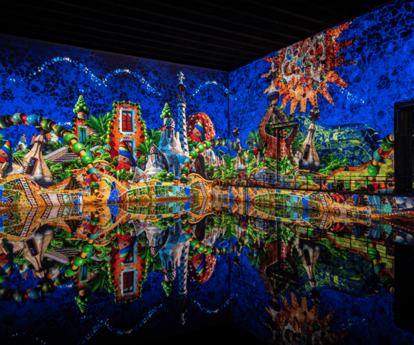 Bordeaux: Les Bassins des Lumières Immersive Exhibition – Nouvelle-Aquitaine, France