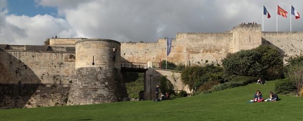 Caen Like a Local: Customized Guided Walking Tour – Normandy, France