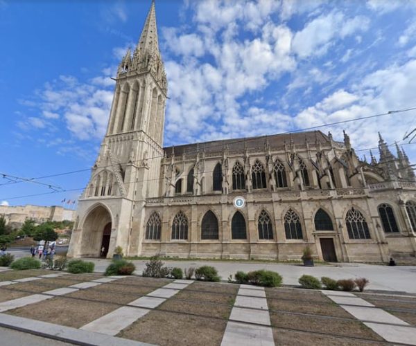 Caen: Private Guided Walking Tour – Normandy, France