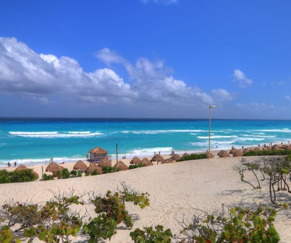 Cancun: Hop-On-Hop-Off Sightseeing Bus Tour – Cancun, Mexico