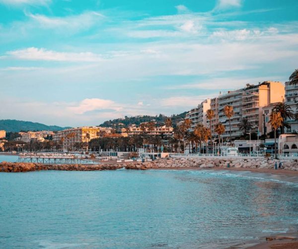 Cannes: Photoshoot Experience – Provence-Alpes-Côte d’Azur, France