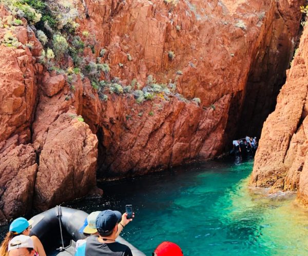 Cannes: Scenic Coves RIB Boat Tour – Provence-Alpes-Côte d’Azur, France