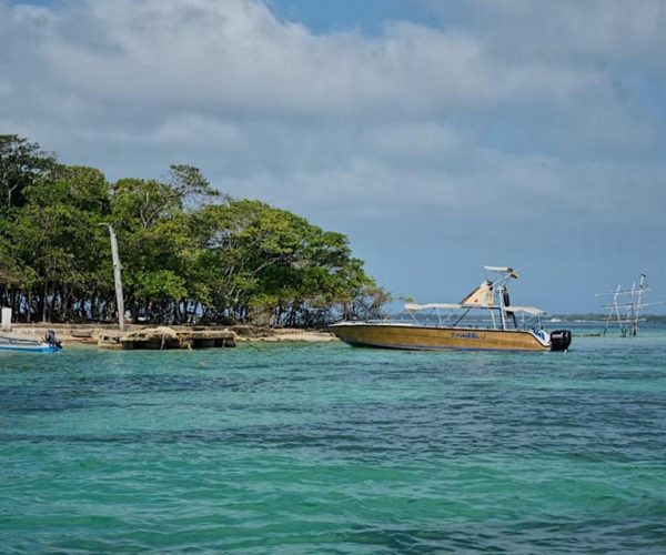 Cartagena: Rosario Islands Private Boat Tour – Cartagena, Colombia