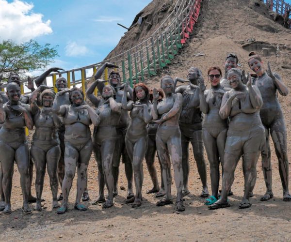 Cartagena: Totumo Mud Volcano Experience – Cartagena, Colombia