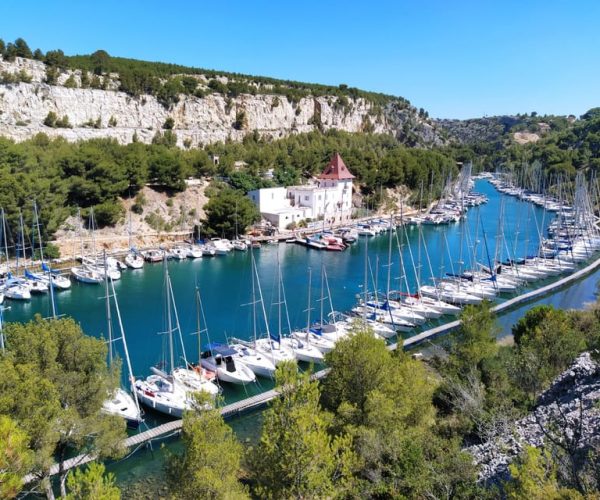 Cassis: Calanques National Park Standup Paddleboarding Tour – Provence-Alpes-Côte d’Azur, France