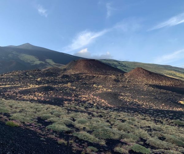 Catania: Etna Nord Jeep Monti Sartorius Grotta dei Ladroni – Catania, Italy