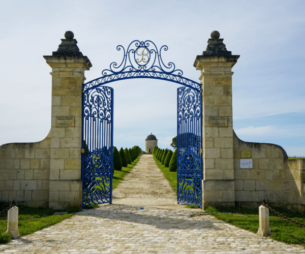 Château Balestard La Tonnelle : The “Origins” tour – Nouvelle-Aquitaine, France