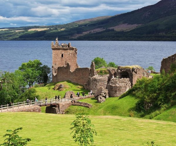 Chauffeur driven sightseeing Edinburgh to & from Inverness – Edinburgh, United Kingdom