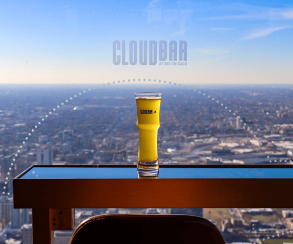 Chicago: 360 Chicago Observation Deck Sip and View Ticket – Chicago, Illinois