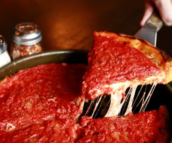 Chicago: Downtown Pizza Guided Walking Tour with Tastings – Chicago, Illinois