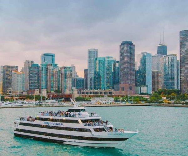 Chicago: Lake Michigan Buffet Brunch, Lunch or Dinner Cruise – Chicago, Illinois