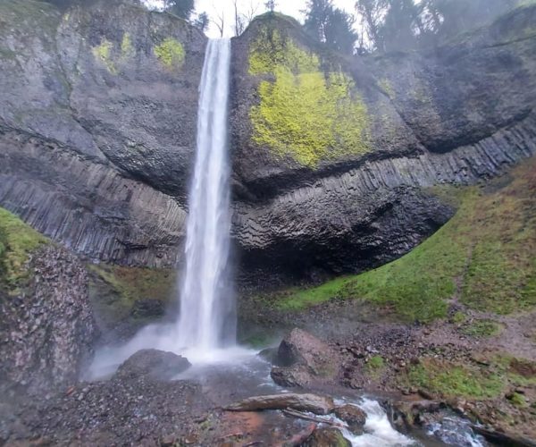 Columbia River Gorge Half-Day Small-Group Hiking Tour – Multnomah Falls, Oregon