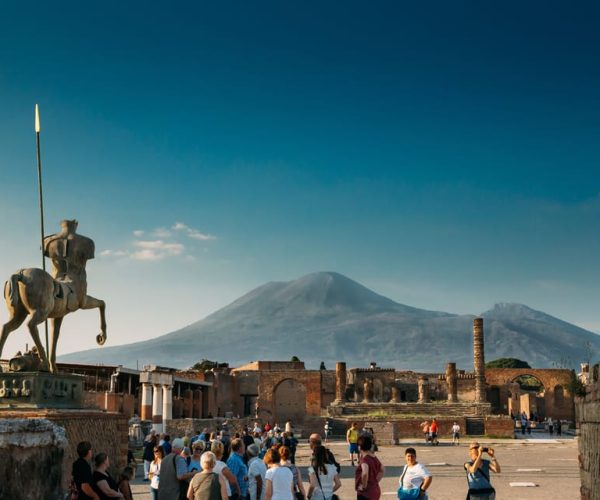 Combinated Tour: Pompeii&Vesuvius – Pompei, Italy