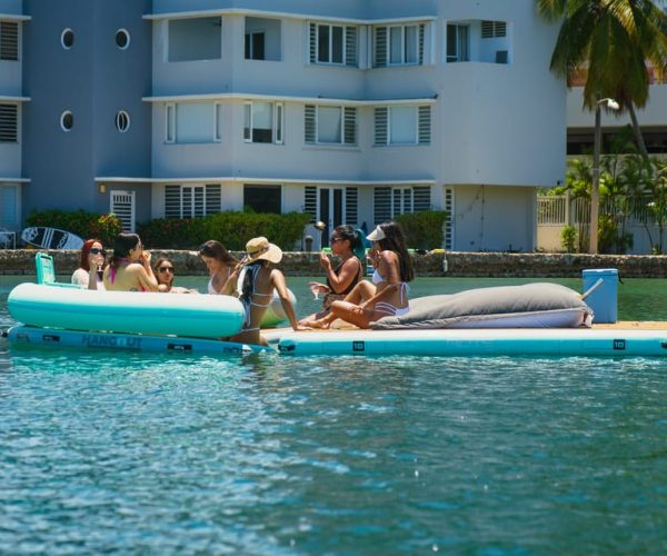 Condado: Aqua Deck Rental at Condado Lagoon – Condado, Puerto Rico