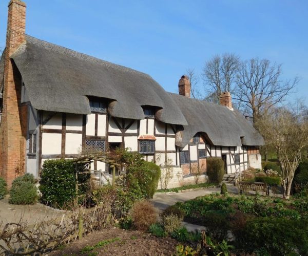 Cotswold & Shakespeare Country Private Tour with Entry – West Midlands, United Kingdom