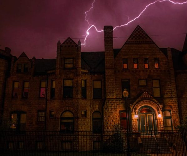 Detroit: Ghosts and Spirits Haunted Walking Tour – Detroit, Michigan