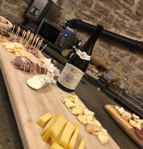 Dijon: Cheese and Wine Pairing Session – Bourgogne-Franche-Comté, France